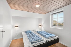 7 bedrooms, free WiFi