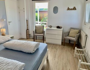 2 habitaciones y muebles diferentes