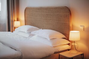 Deluxe Apartment | Desk, laptop workspace, blackout drapes, iron/ironing board - The Lab Hotel (Solna)