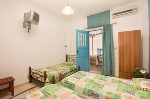 Room - Villa Pelekanos Santo (Santorini)