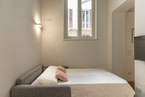 Zimmer | Wohnbereich | Flachbildfernseher