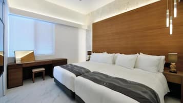 1 bedroom, blackout curtains, soundproofing, iron/ironing board