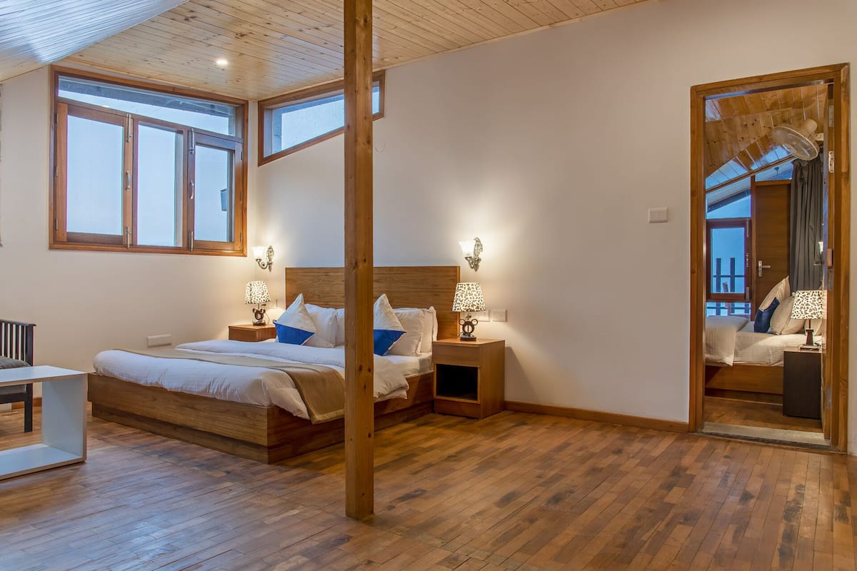Loft Deluxe, vista a la montaña | Escritorio, espacio para trabajar con laptop y wifi gratis