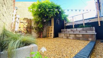 House | Property grounds