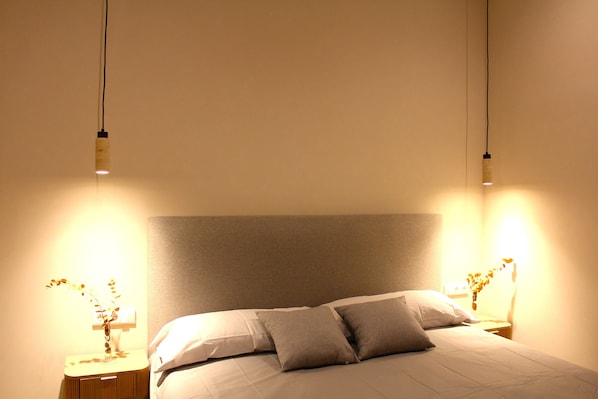 Estudi en suite Deluxe | Roba de llit d'alta qualitat i cobrellits