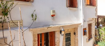 Casa Eleni | Chania Old Port