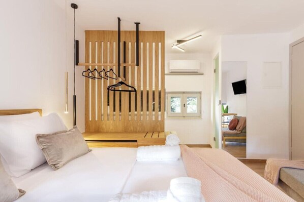 1 bedroom, WiFi, bed sheets