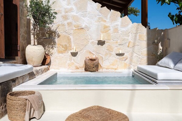 Property grounds - Delta-Rho | Kalami | Crete (Kalami)