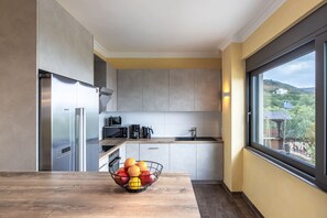 Private kitchen - Villa Naruto | Private Apartment with Shared Pool (Kissamos)