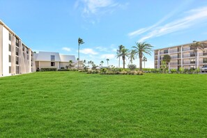 Exterior - Ground floor One Bedroom Sanibel Condo with Gulf Views (Sanibel)