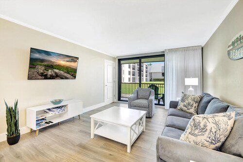 Ground floor One Bedroom Sanibel Condo with Gulf Views