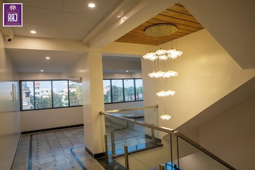 Hotel Raj Lodging &Boarding