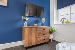 Interior - WhiskAwayStays - No. 58 Studio - No. 3 (Worcester)