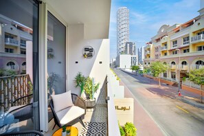 Property grounds - Spacious & Cozy Studio JVC Dubai |Summer Deals (Dubai)