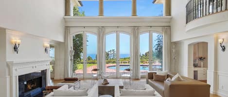 Luxury Villa, Multiple Beds, Pool Access, Pool View (Savona Sanctuary Estate) | Living area