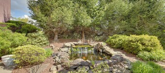 1 Mi to Dtwn: Cozy Retreat in New Kensington!
