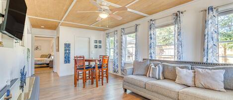 House (4 Bedrooms) | Front of property