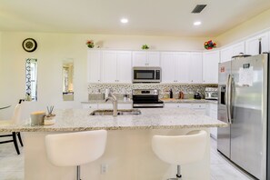 Apartment (3 Bedrooms) | Interior - 2 Mi to Vero Beach Outlets: Townhome w/ Pool (Vero Beach)