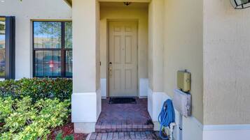 Apartment (3 Bedrooms) | Interior