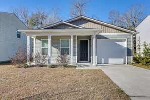 House (4 Bedrooms) | Front of property - 9 Mi to Shore: Family-friendly Sunset Beach Home (Sunset Beach)