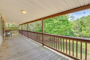 Interior - Community Pools & Hot Tub: Albrightsville Cottage! (Albrightsville)