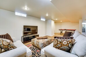 House (3 Bedrooms) | Interior - Fire Pit & Yard: Family Home in Farmington Hills! (Farmington Hills)