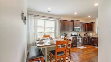 Maison (4 Bedrooms) | Intérieur