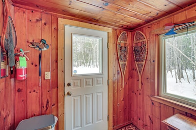 Fish, Hike & Relax: Riverfront Manistique Cabin