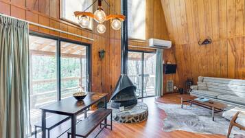 House (1 Bedroom) | Interior