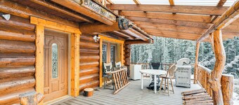 3 Mi to Kenai River: Secluded Sterling Cabin!
