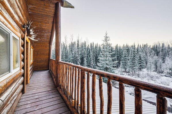 House (3 Bedrooms) | Interior - 3 Mi to Kenai River: Secluded Sterling Cabin! (Sterling)