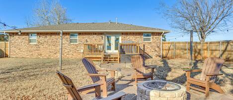 House (5 Bedrooms) | Front of property