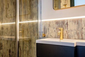 Dusche, Haartrockner