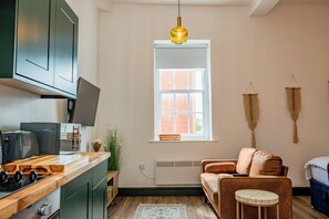 Interior - WhiskAwayStays No. 58 Studio No. 6 (Worcester)