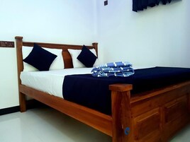 Habitación básica doble | Wifi gratis