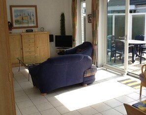 Exterior - Bungalow for 6 People, Near the Beach (Sint Maartensvlotbrug)