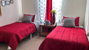 3 Schlafzimmer, Reisekinderbett, WLAN, Bettwäsche