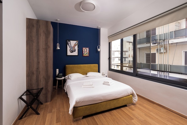 1 habitación, tabla de planchar con plancha, wifi y ropa de cama 