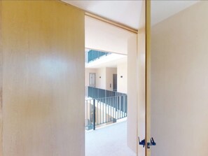 Imagen sin descripción, 3 de 15, botón