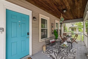 Apartment, 2 Bedrooms | Property grounds