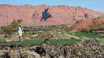 House, 3 Bedrooms | Golf