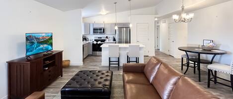 Maison, 3 chambres | Aire de séjour | Téléviseur connecté