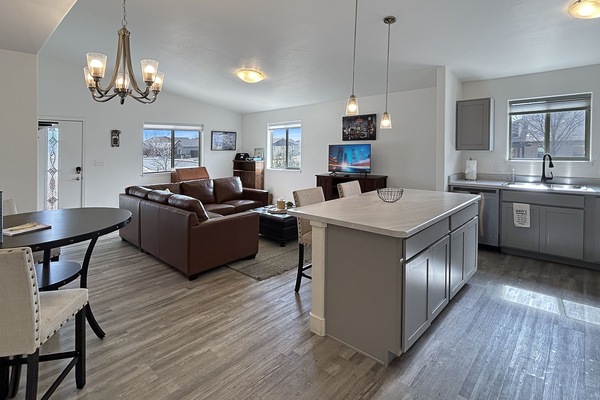 House, 3 Bedrooms | Interior