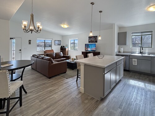 Bark And Bike Abode 3 Bedroom Home