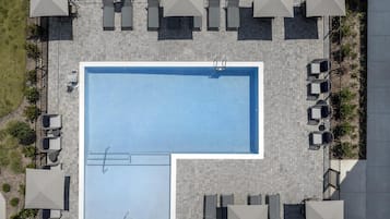 Außenpool (je nach Saison geöffnet)