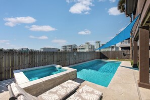 Beheizter Pool