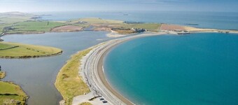 Seaside Bliss Retreat - 5 Bedroom House