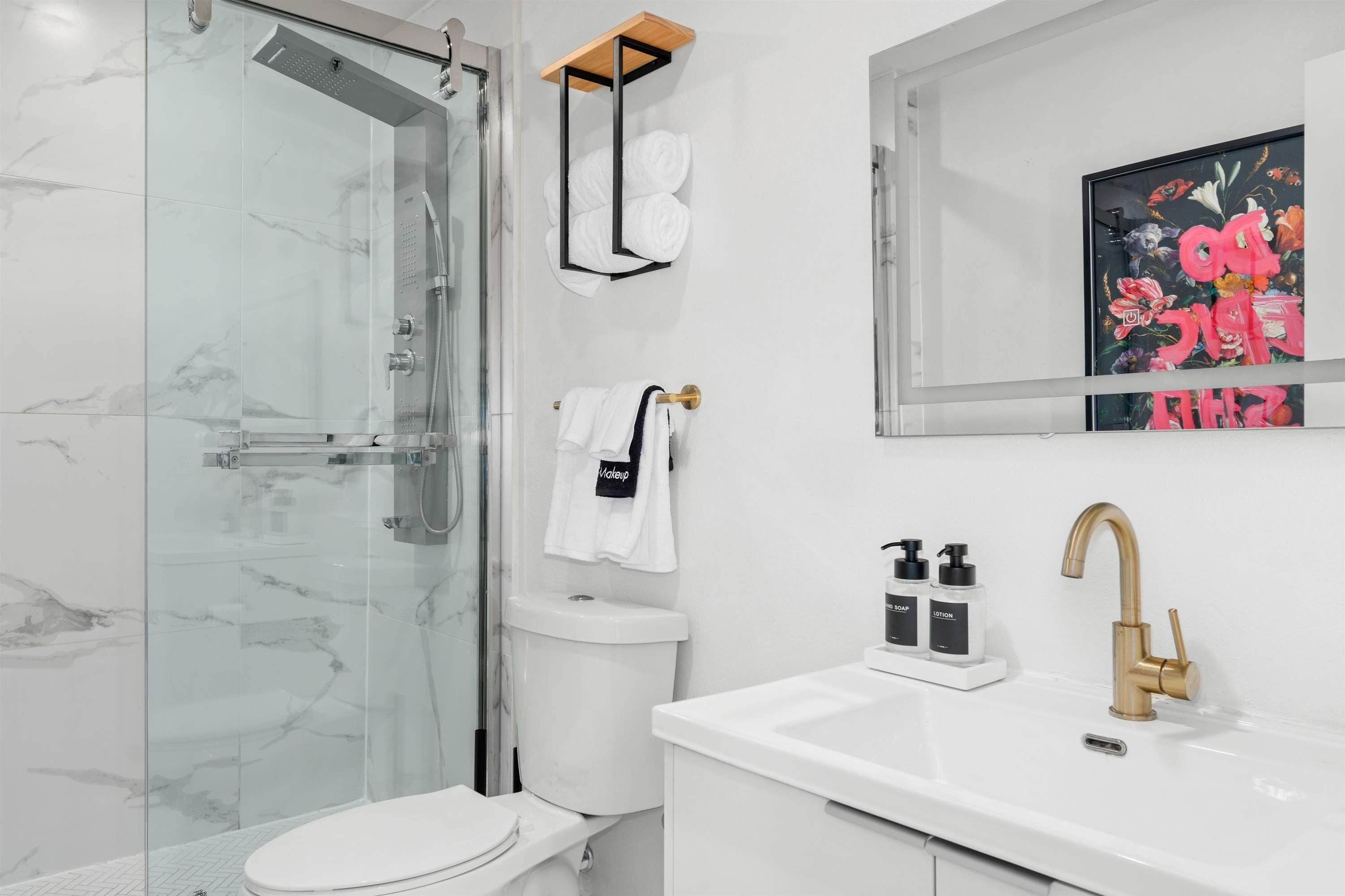 Shower, towels