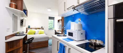 Studio, 1 Katil Kelamin (Double), Non Smoking | Dapur peribadi