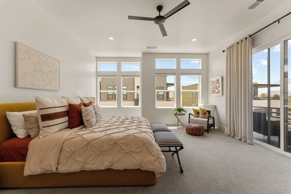 4 bedrooms, desk, iron/ironing board, internet - Villa #30 at Bloomington Country Club - Red Cliffs: Pool, Golf, Restaurant (St. George)